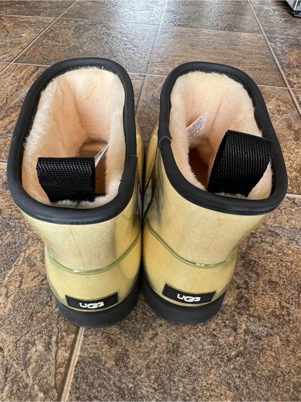 NEW!!! UGG Classic Clear Mini Pull-On Waterproof Boots- Cream, Women’s Size 11